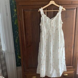 NWOT Floral White sundress